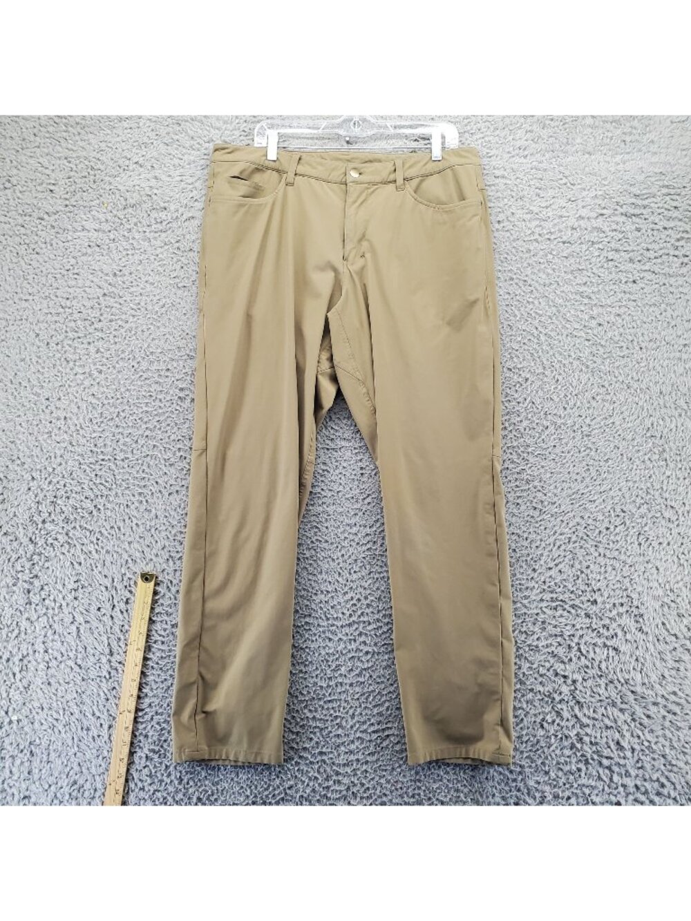 Lululemon Pants Mens 36x30 Tan Stretchable Lightweight Durable Outdoor Athletic
